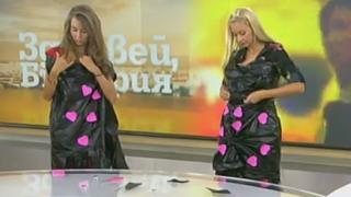 Нова мода сред звездите? Никол Станкулова и Нети навлякоха чували за боклук (СНИМКИ)