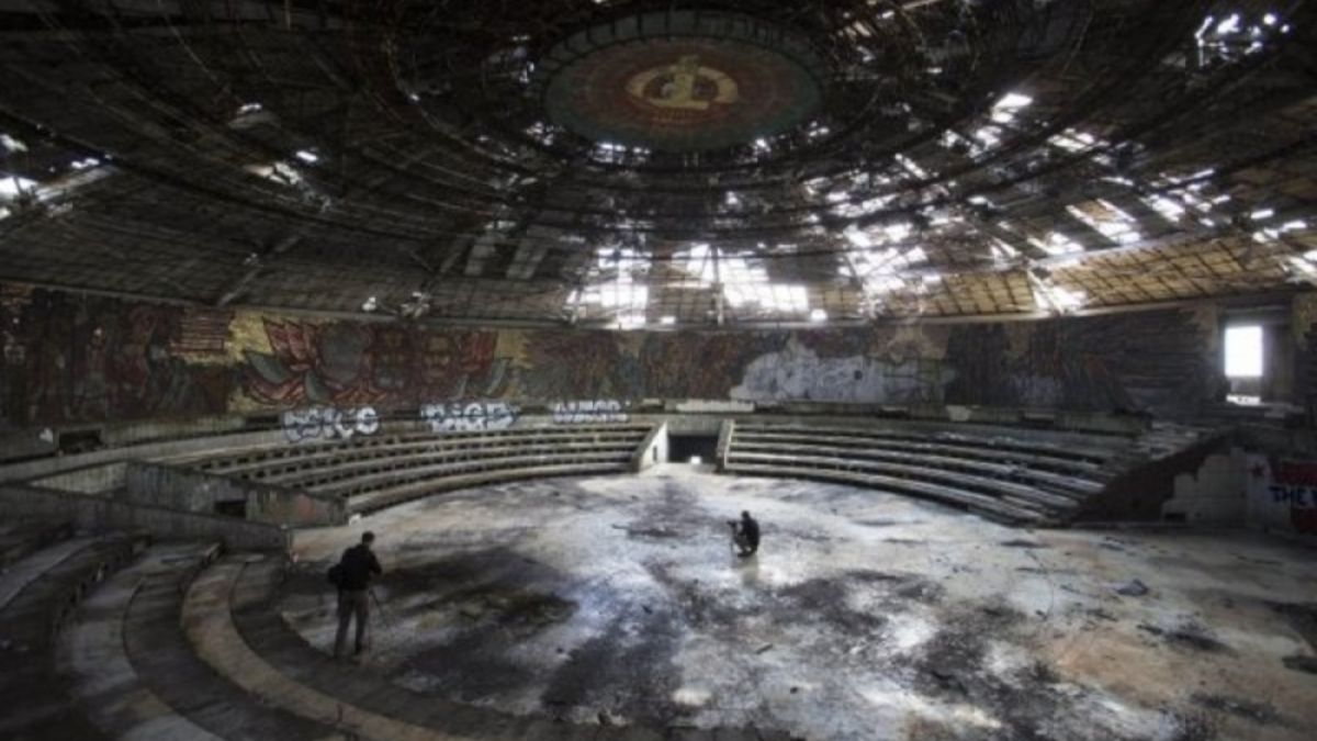 „Дер Щандарт": България се превърна в Мека на "мрачния туризъм" 
