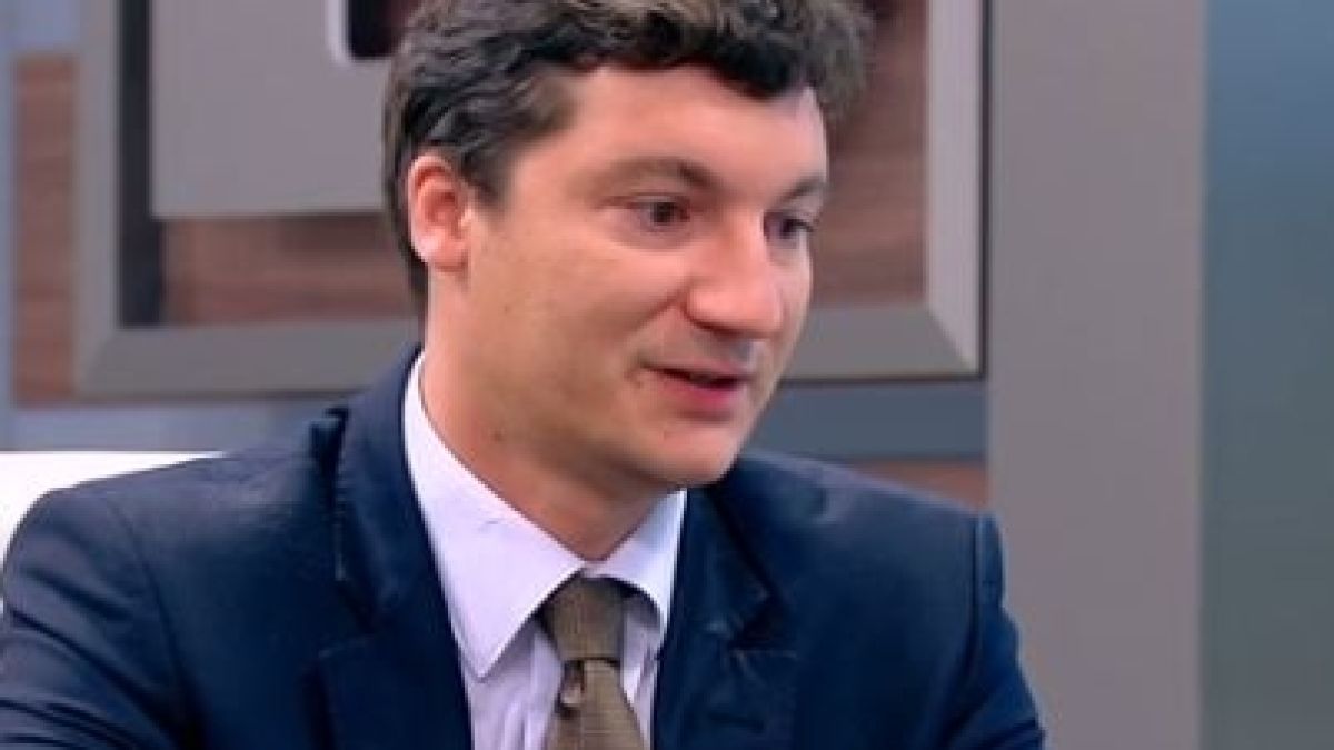 Соцдепутат съобщи подробности за състоянието на Корнелия Нинова след катастрофата 
