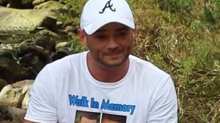 Тежка прокоба! Това е нормално семейство, но за 7 години то преживя няколко ужасяващи и фатални удари от съдбата (СНИМКИ)