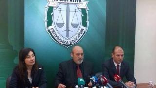 Хитрата Диана оплела отвлечения бургазлия с любовни ласки, после заплашила да го набие на кол и да отреже пръстите му с лозарска ножица, измъчван е садистично!