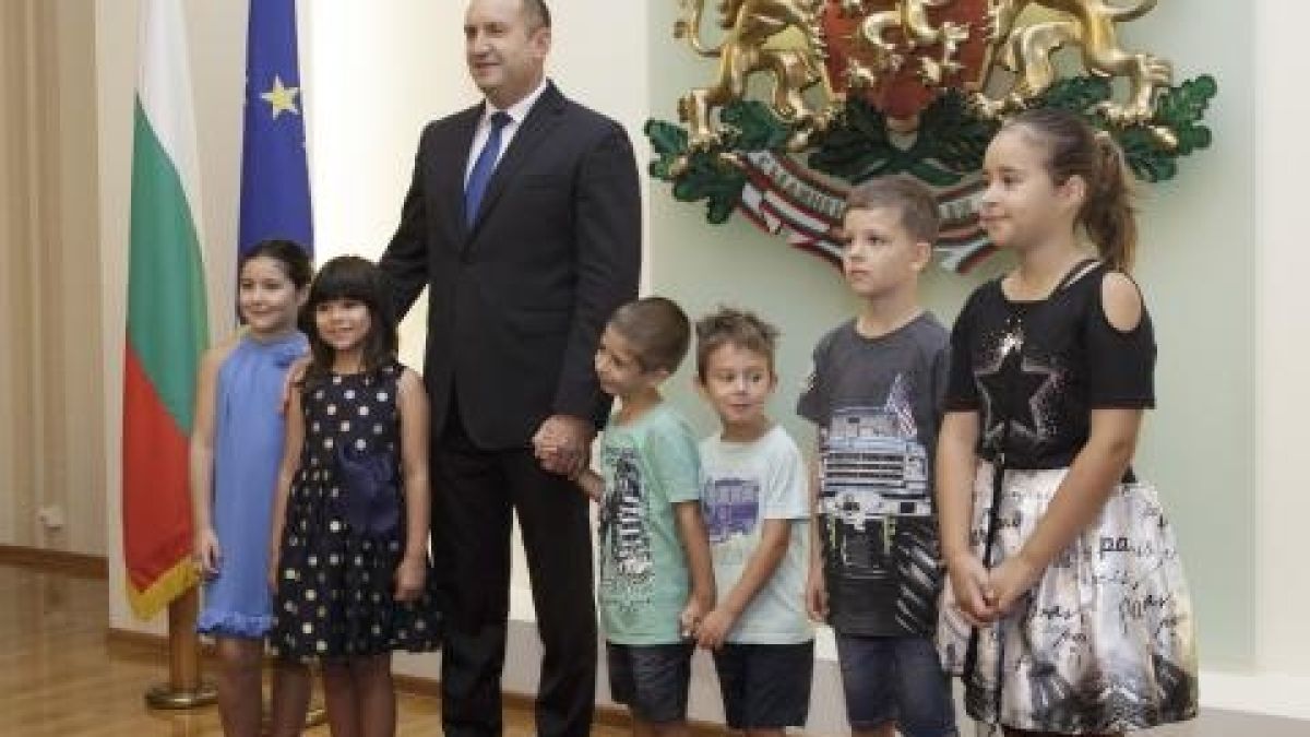 Днес президентството имаше гости (СНИМКИ)