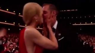 Страсти: Никол Кидман награби млад колега пред очите на мъжа си (ВИДЕО)
