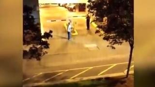 Студенти заснеха как полицаи застреляли техен колега, въоръжен с малко ножче (СНИМКИ/ВИДЕО)