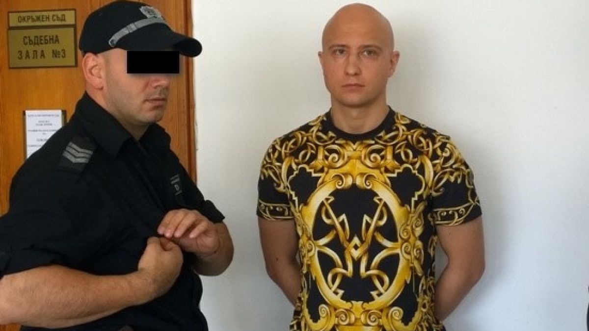 Чудо в Бургас! Руският секс гуру си причини кома часове преди да бъде екстрадиран, лекарите не знаят какво се случва  