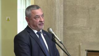 Валери Симеонов огласи какво прави правителството за преодоляване на демографската криза   
