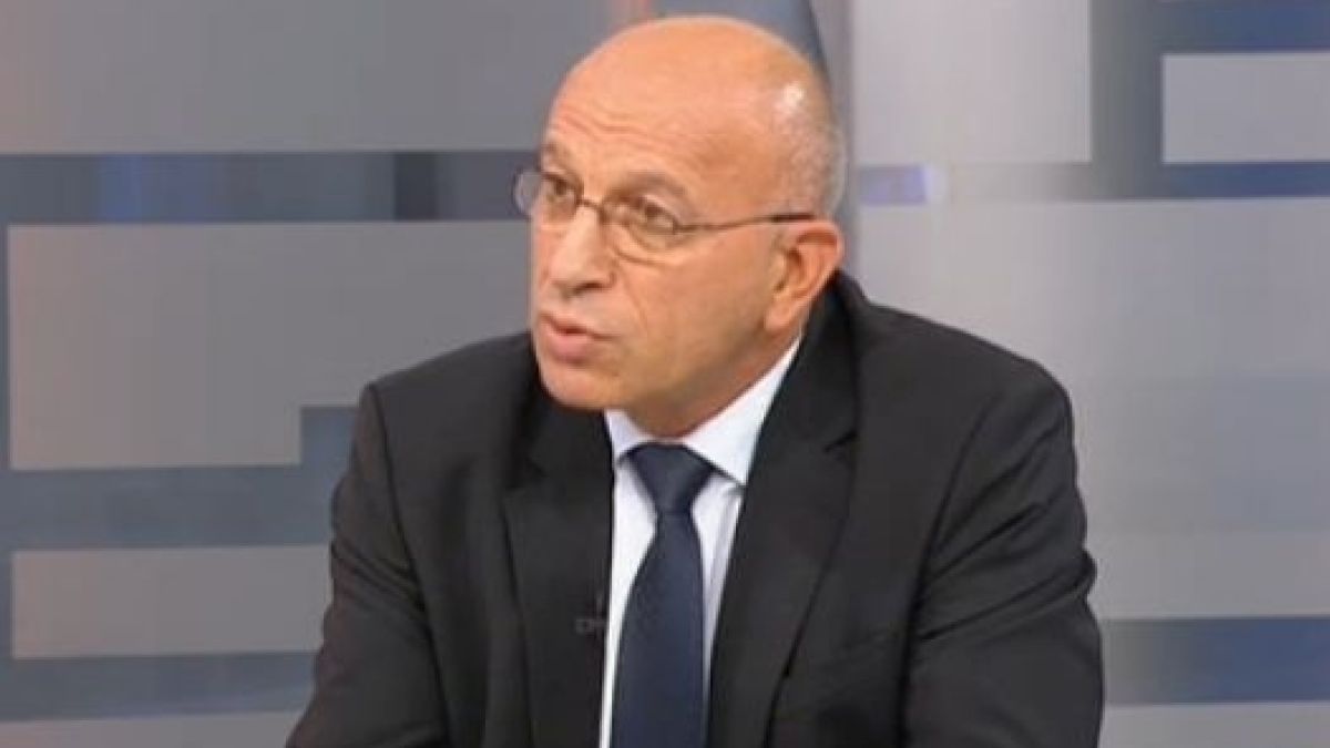 Шефът на парламентарната комисия за "Грипените": Има доста факти, които се оказаха смущаващи