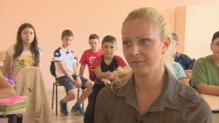 Цял клас се премести в ново училище в София заради любимата си учителка