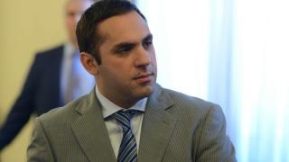Министър Караниколов нареди проверка на оръжейния търговец "Кинтекс" за 10 години назад