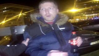 Загубил детето си баща бе заловен от ловци на педофили след погребението да уговаря секс с 14-годишна