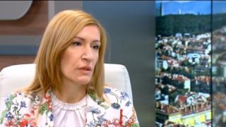 Ангелкова открехна завесата има ли напрежение между нея и Валери Симеонов 