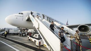 Най-големият самолет с света Airbus A380 едва не се разби в Москва
