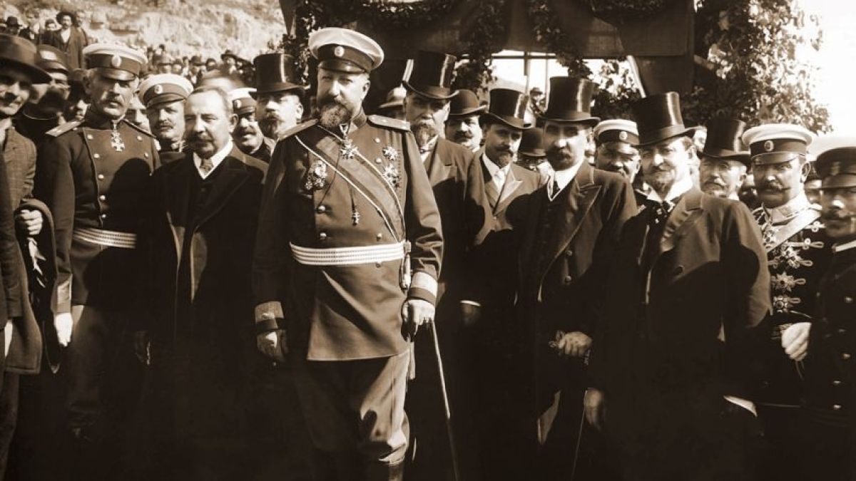 Велик празник е днес! Честита независимост, България!