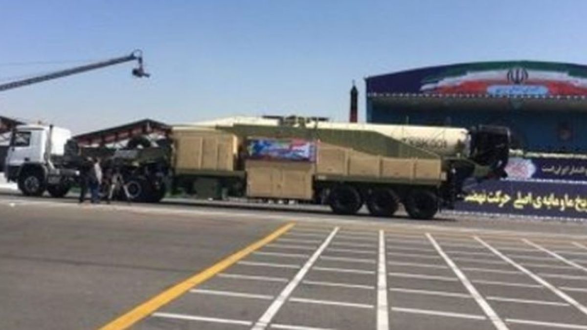 Иран показа на света какво страшно оръжие крие в джоба си (СНИМКА)