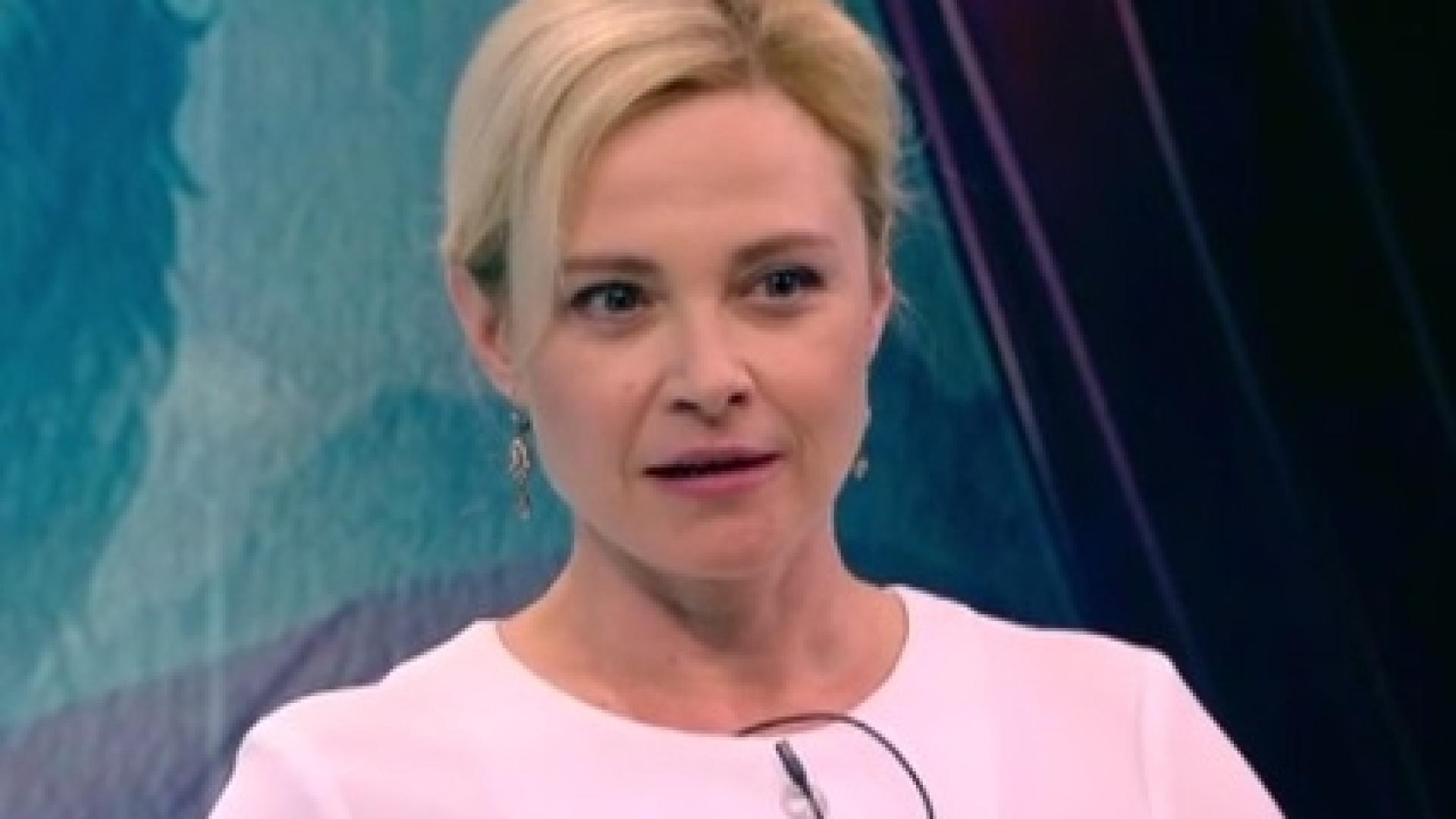 Актрисата Стефка Янорова проговори за ангелите, агресията и пошлостта (ВИДЕО)