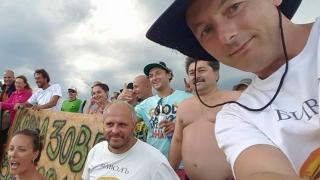  Псевдоеколози от "зеления октопод" лапат пари от държавата като спасители, а плажуващите се давят