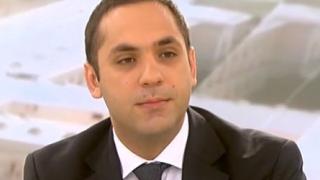 Икономическият министър към Виктор Николаев: Кое е по-притеснително за "Дунарит" - че държавата ще влезе в него или офшорката от Вирджинските острови на Цветан Василев