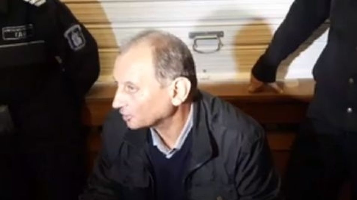 Директорът, обвинен в блудство, събра медиите в съда и разказа какво се е случило във фаталния понеделник (ВИДЕО)