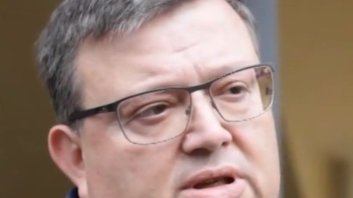 Цацаров за Цветан Василев: Следва насрочване на делото в съда и започване на съдебен процес