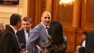 Сензационно в БЛИЦ! Стана ясно кой иска главата на МВР-шефа! "Червеният Цветанов" напъва за стола на Радев!