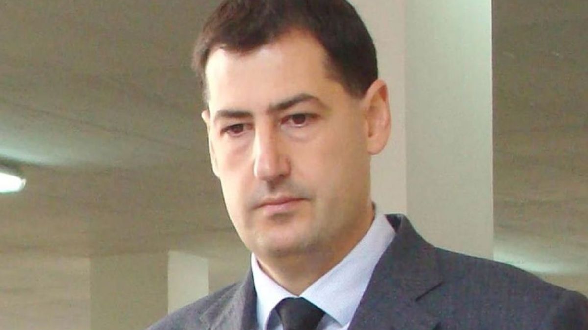 Кметът на Пловдив преживя неприятна случка, но непознати младежи върнаха вярата му в доброто