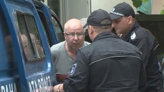 От съда в Несебър излязоха с разкрития за шведа, изритал камериерката в главата 