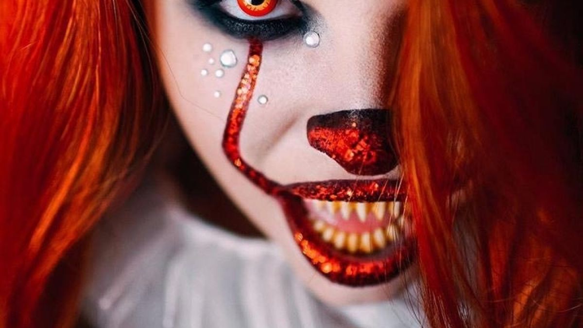 Секси Пениуайз - най-секси костюм за тазгодишния Хелоуин (СНИМКИ)