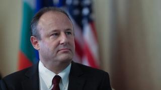 US посланикът у нас: Внимавайте с покупката на изтребители