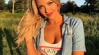 10 причини тази пухкавелка да попадне на корицата на Sport Illustrated (СНИМКИ)