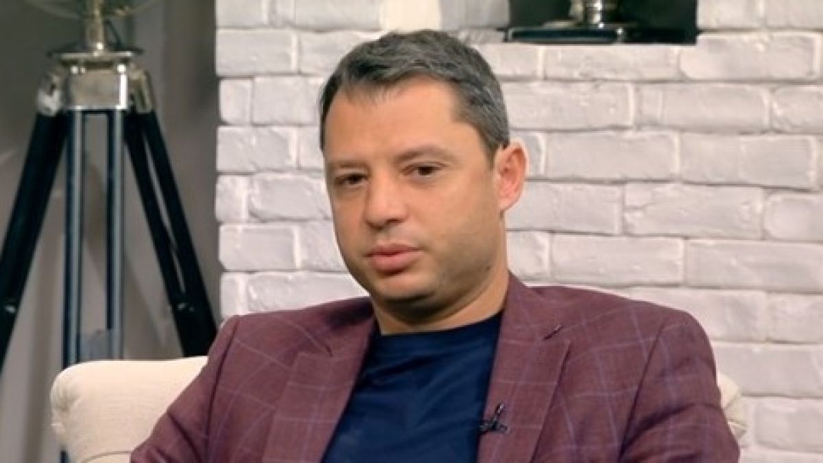 Извънредно! Делян Добрев подаде оставка, прекрати политическата си кариера