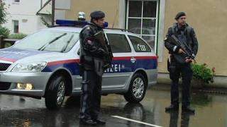 Кървава нощ във Виена! Афганистанци и чеченци се спречкаха с българин и сърбин, има убит