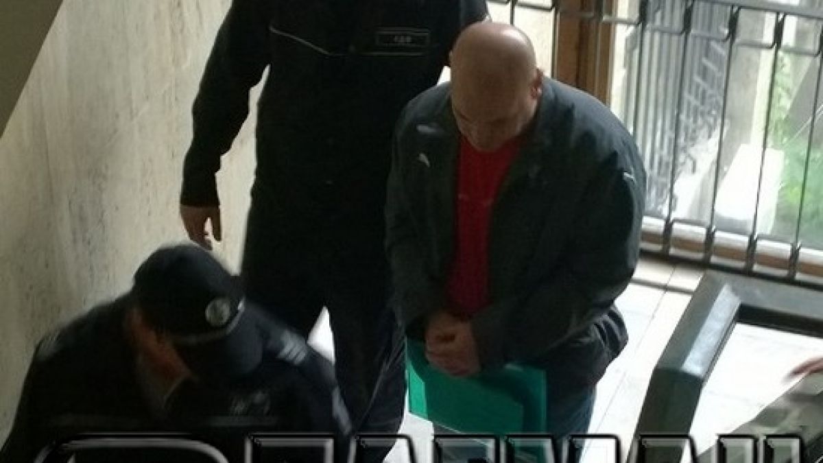 Осъден до живот за атентат срещу Митьо Очите иска 2 бона от държавата заради...