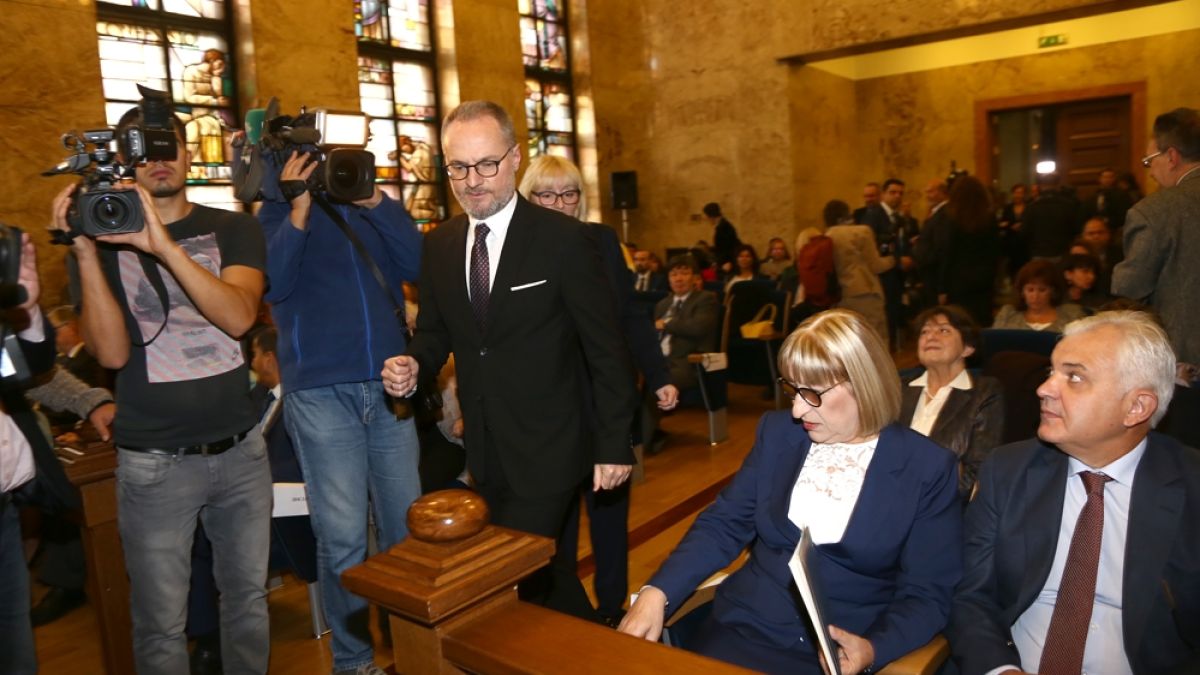 Лозан Панов пак иска да кадрува по върховете на Темида
