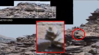 Уфолог хвана на ВИДЕО мистично създание на Марс до кратера Гейл