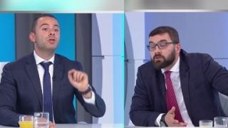 Депутат от БСП се заяде с колега от ГЕРБ: Жена ви, като иде на работа, на шефа си "шефе" ли му вика или "куме"? Отговорът бе... 