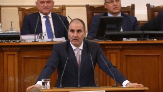 В парламента ври и кипи! Цветанов изригна към БСП: Вие направихте самолетгейт! Социалистите не му останаха длъжни