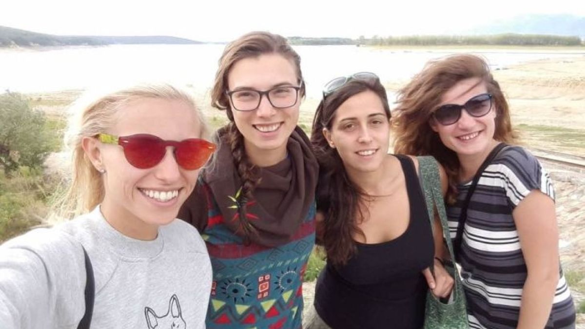 Първо в БЛИЦ! Василена Гръбчева заряза Антон Хекимян и избяга с... (СНИМКА)