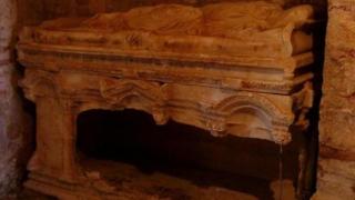 Турски археолози намериха уникална находка под стара църква и обявиха: Тук е гробът на Дядо Коледа!