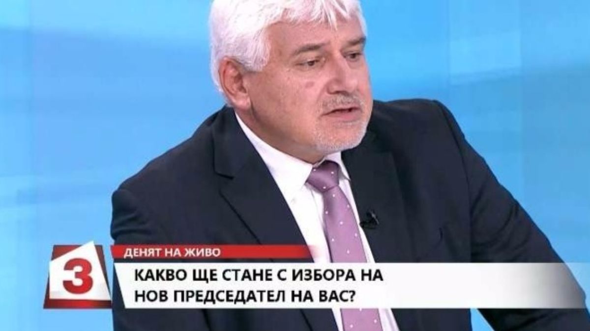 Пламен Киров за казуса с ВАС: ВИП-а на аерограта не е мястото за връщане на укази (ВИДЕО)