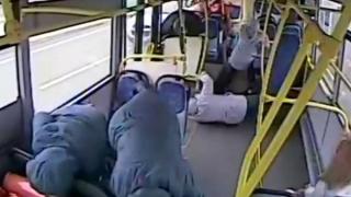 Адвокат Лина Георгиева обясни какви са правата на пътниците в градския транспорт при злополука