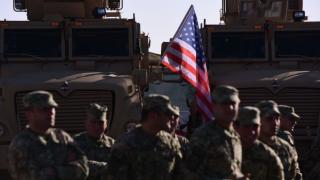  Кола се вряза в група военни в американска тренировъчна база 