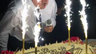 Бивш здравен министър вдигна грандиозно парти за 60-ия си юбилей 
