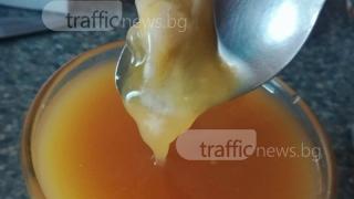 Стряскаща изненада! Пловдивчанка си купи натурален сок от магазина, но вътре имаше... (СНИМКИ)
