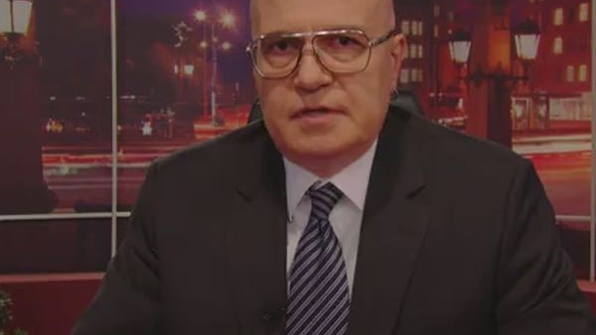 Слави Трифонов с гневен коментар: Извинявай, г-н Симеонов, ама медиите не са дискотека, на която да й спреш звука и да изгониш диджея! 