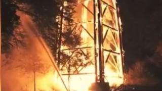 Тази нощ изгоря напълно символът на Франкфурт (ВИДЕО)