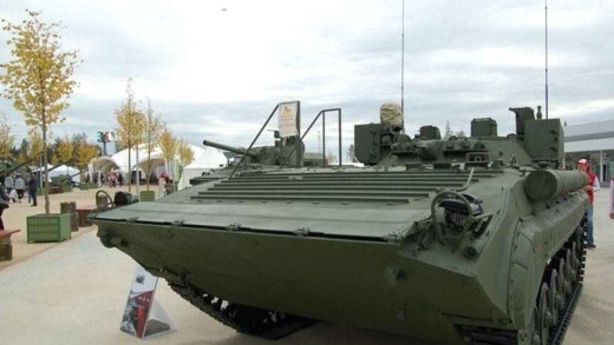 Русия изпитва в Сирия най-новия брониран разузнавач ПРП-4А „Аргус” 