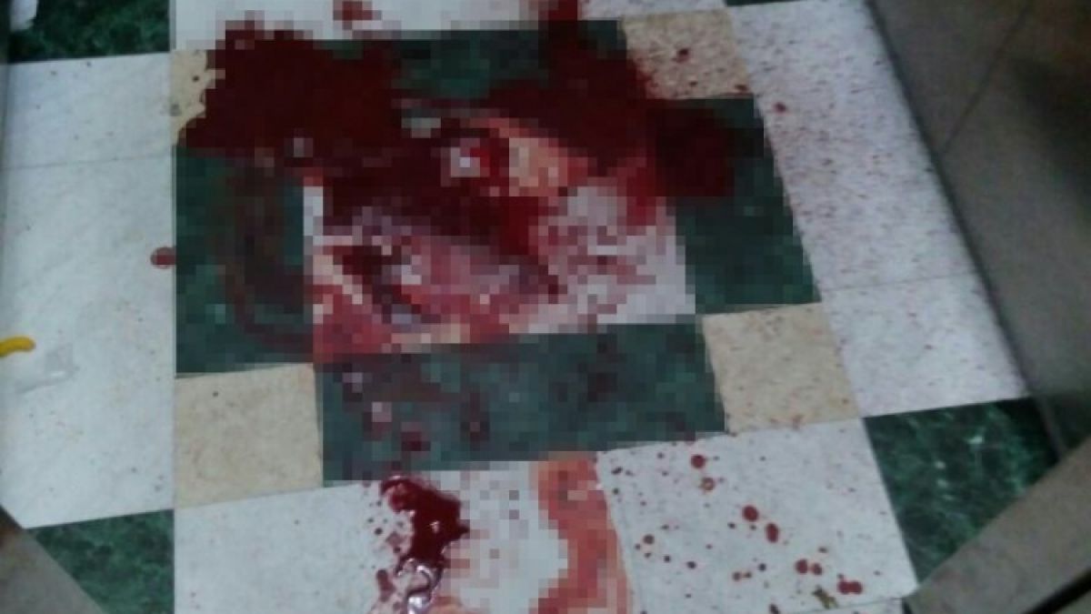 Истински хорър: Голи руснаци се клаха с ножове в Новосибирск (БРУТАЛНИ СНИМКИ/ВИДЕО 18+)