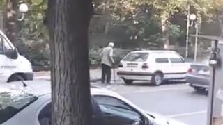 Шок в Русе: Този дядо с бастун едва крета по улицата, но после направи нещо, с което изправи косите на мнозина (ВИДЕО)