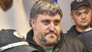 Фейсбук-фантомът Спас/Александър въртял голяма шашма с роден актьор! Продал билети на...