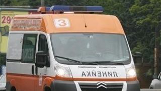 Жестока трагедия! Млада жена издъхна в двора на дома си заради паразит в сърцето